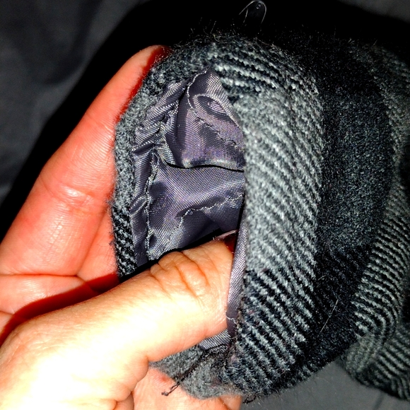 BOYS SIZE 2T PLAID JACKET - Picture 6 of 7